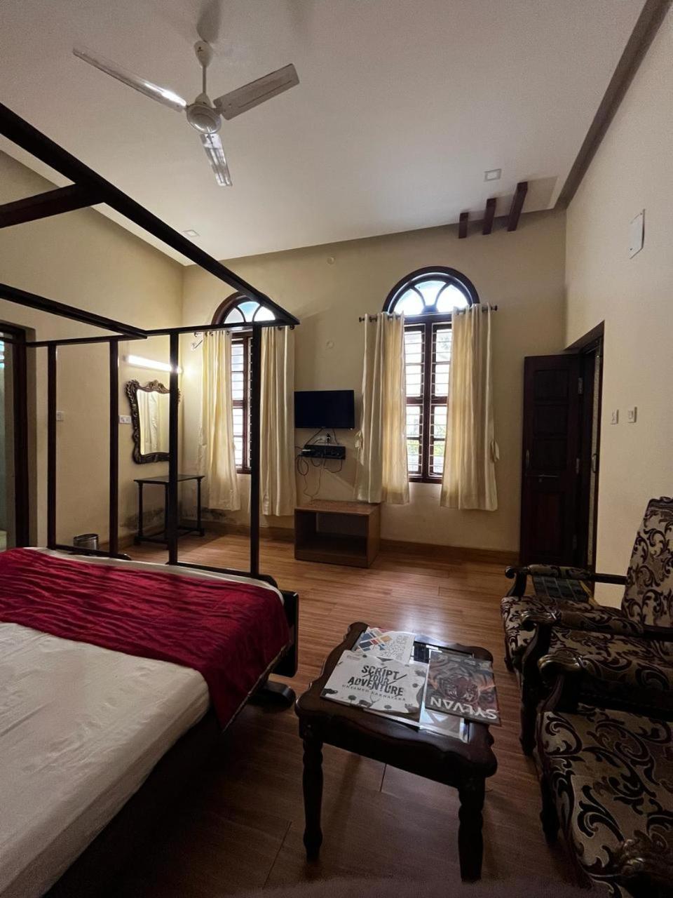 Kstdc Hotel Mayura Pine Top Nandi Hills Exterior foto